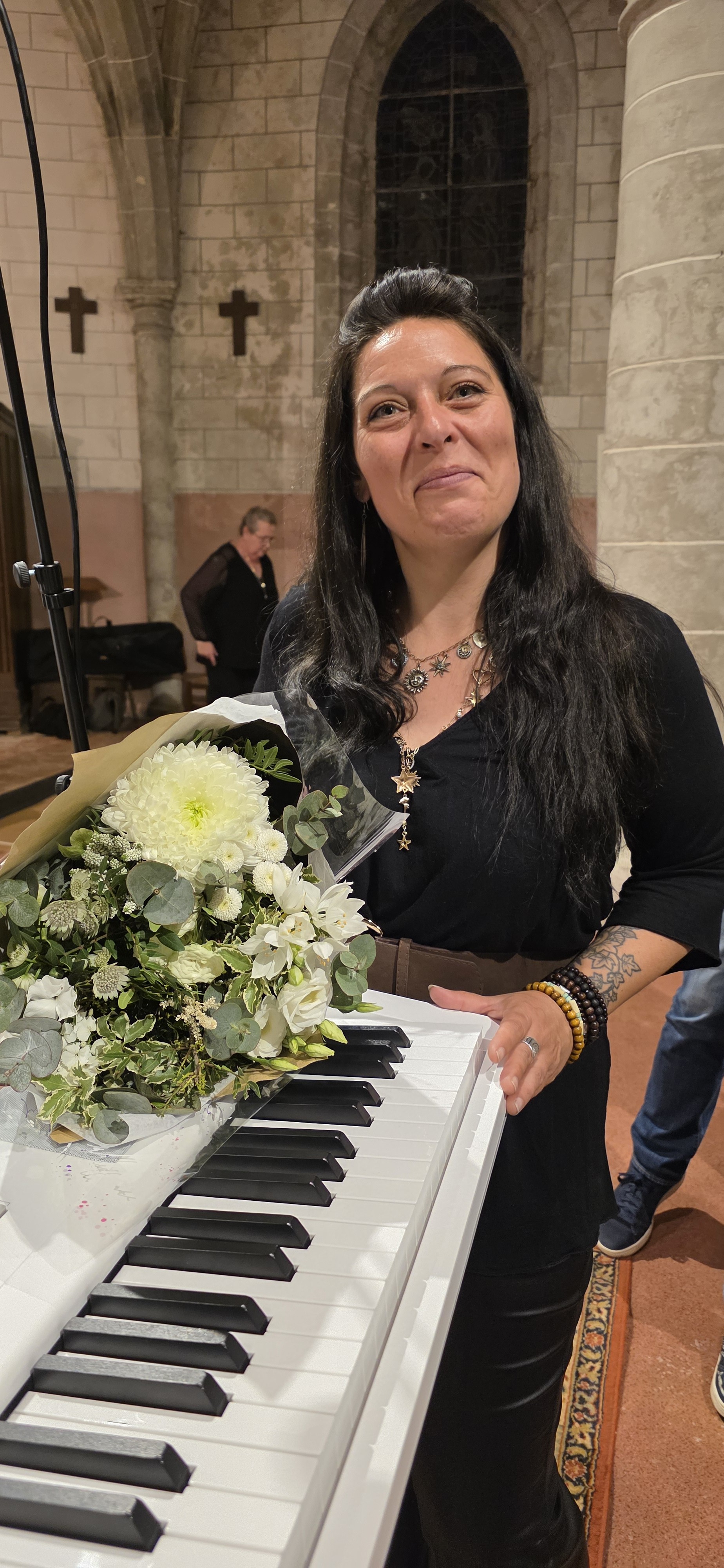 Nelice, Cheffe de choeur