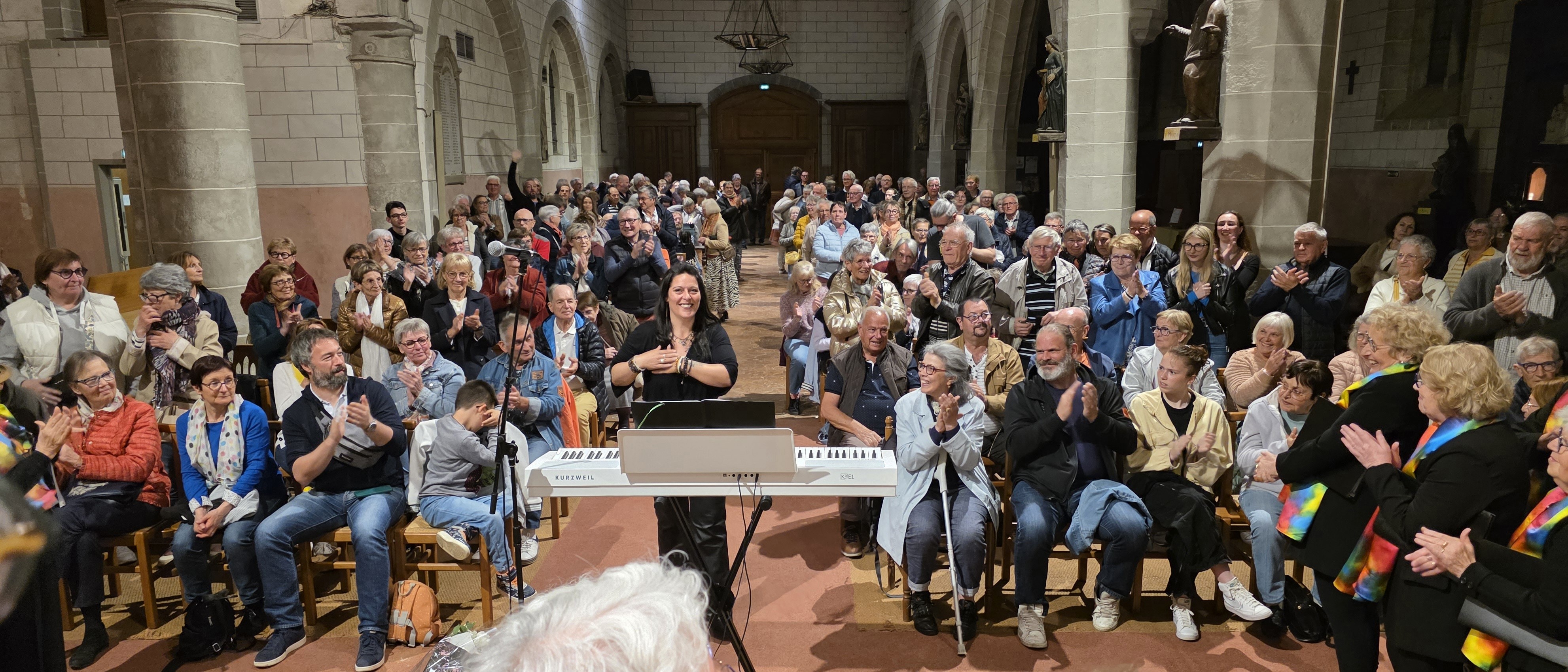 Beaucoup de monde en l'église de Mainvilliers samedi 2 mai 2026