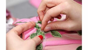 Broderie couture